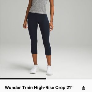 Lulu Wunder Train High-Rise Crop 21”